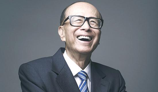 李嘉誠坦言：想要把教育孩子好，就不要吝嗇于3方面的投資